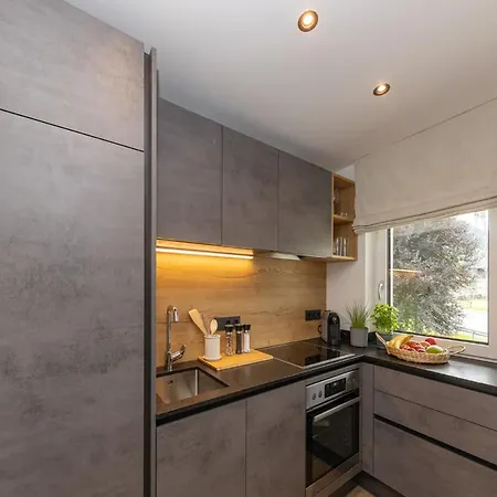 Top 4 By Interhome Lägenhet Fusch an der Glocknerstraße